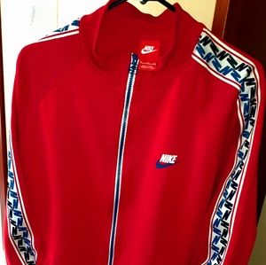 Nike Taped Track Sportswear